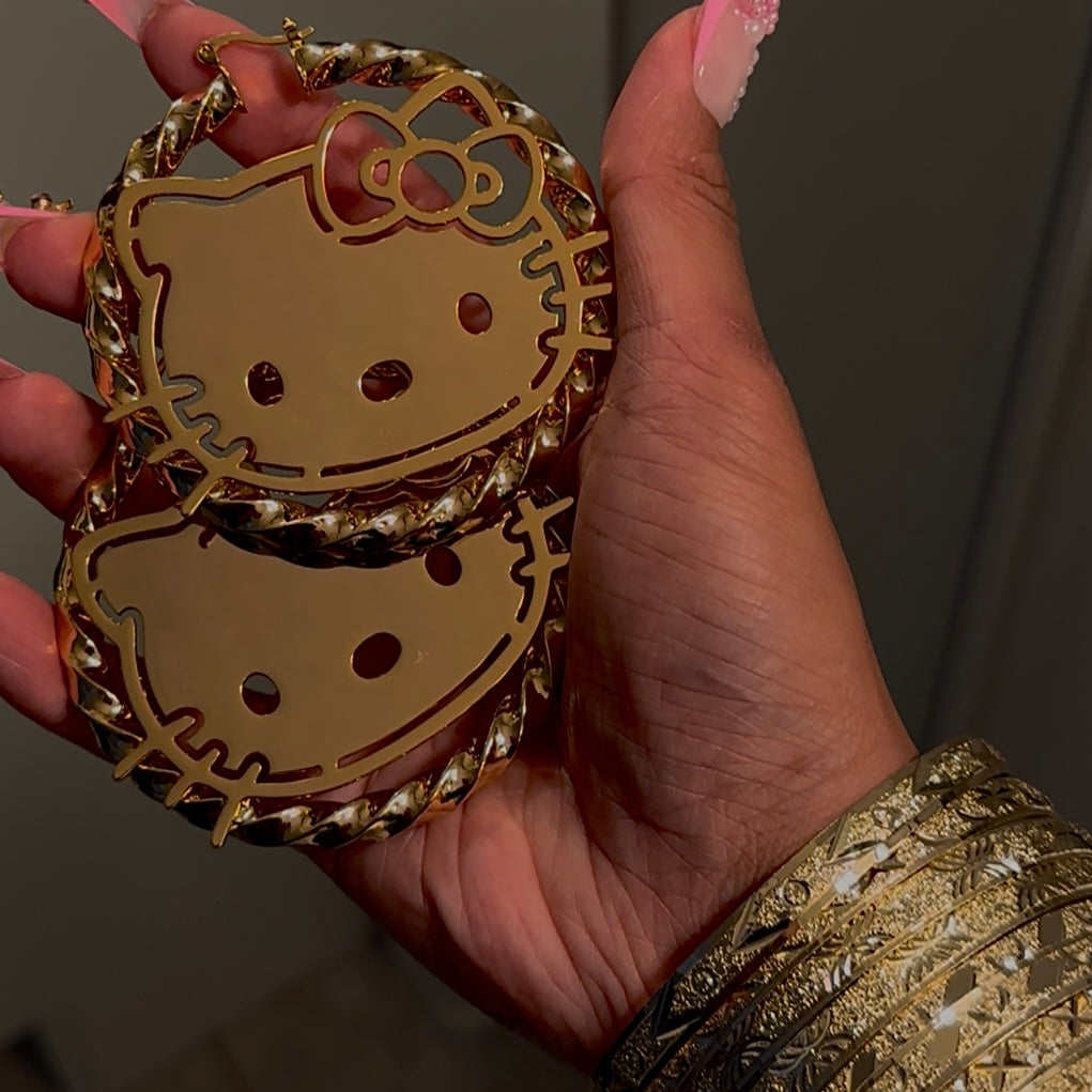 HELLO KITTY FACE HOOPS